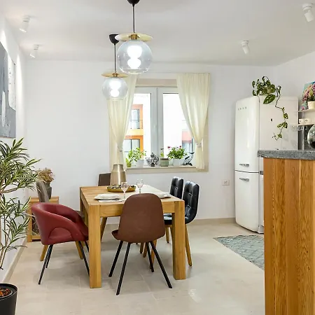 アパート Stylish Flat With Balcony & Views - Briz, By Flat Mаnаger ヴァルナ