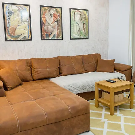 Stylish Flat With Balcony & Views - Briz, By Flat Mаnаger アパート *